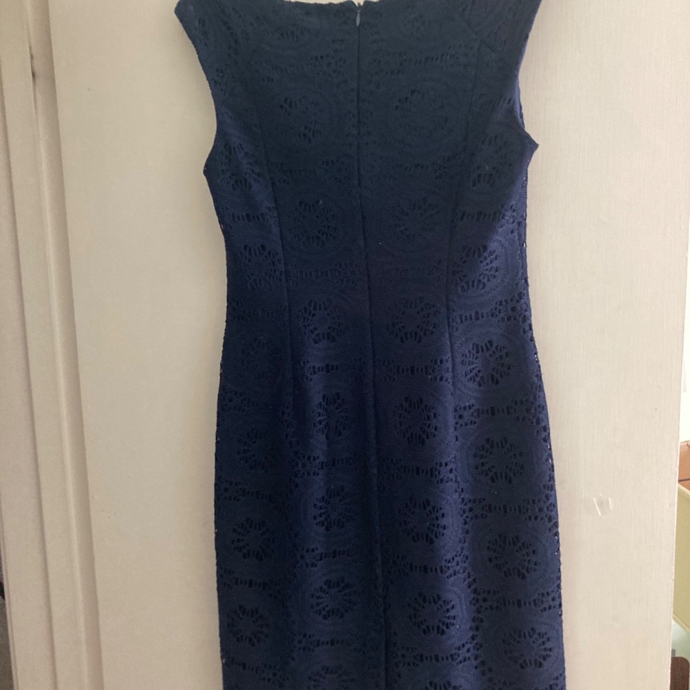 Adrianna Papell Sleeveless Lined Lace Crocheted Dress in Dark Blue Size 10